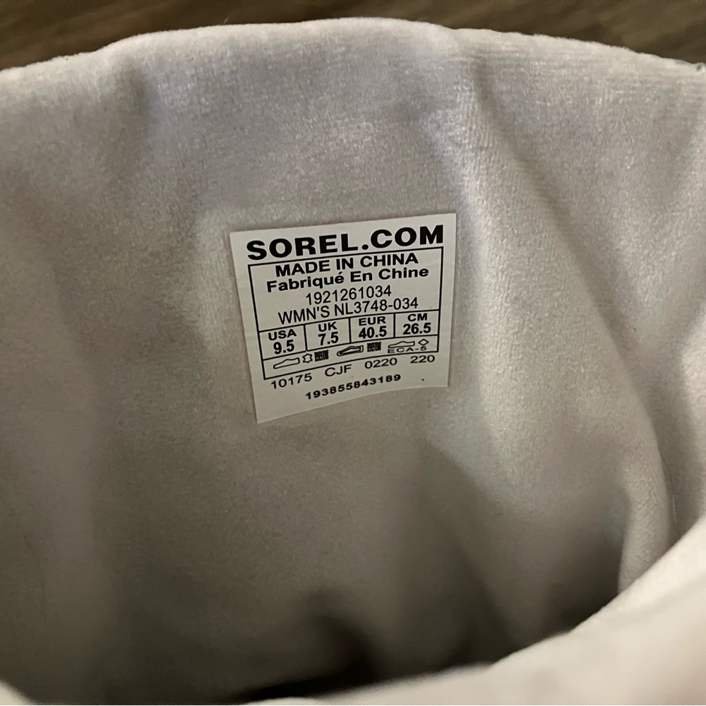 Sorel Silver Next Lite Snowboots - Picture 6 of 7